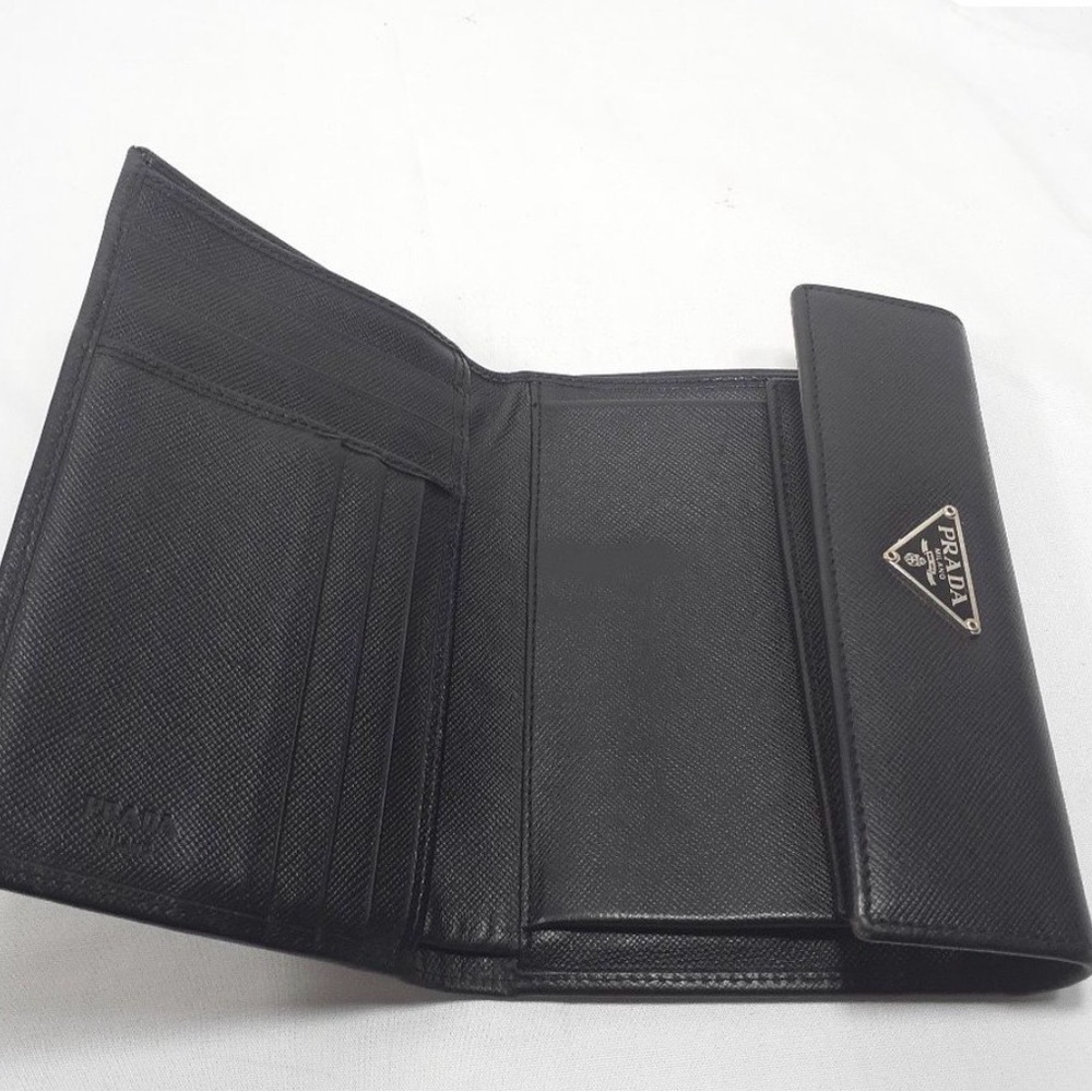 Prada Black Saffiano Leather Wallet - Picture 5 of 7